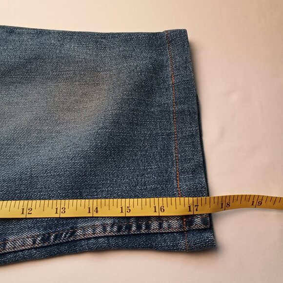 Levi's 515 Capris Size 16 High Rise Straight Leg Medium Wash - Picture 8 of 9